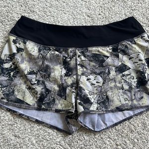 Ideology athletic shorts with zipper pocket & underwear